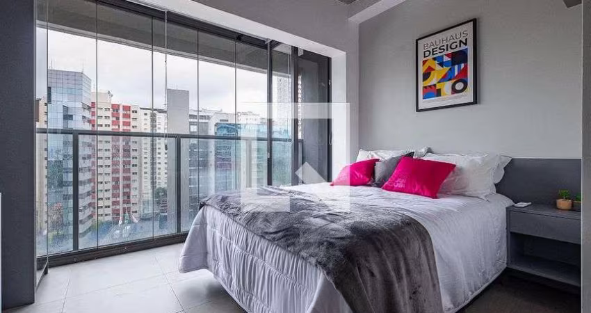 Apartamento à Venda - Paraíso, 1 Quarto,  20 m2