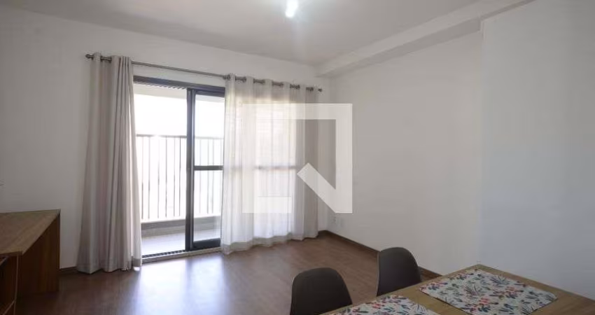 Apartamento à Venda - Liberdade, 1 Quarto,  30 m2