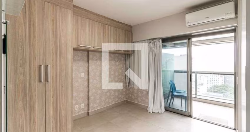 Apartamento à Venda - Santa Cecília, 1 Quarto,  28 m2