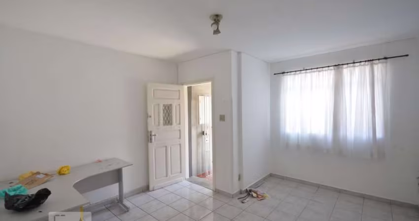 Casa à Venda - Cambuci, 2 Quartos,  100 m2