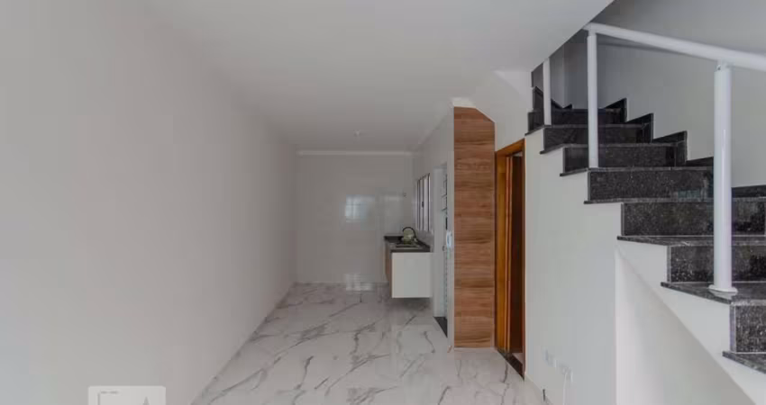 Casa à Venda - Vila Guilhermina, 2 Quartos,  60 m2