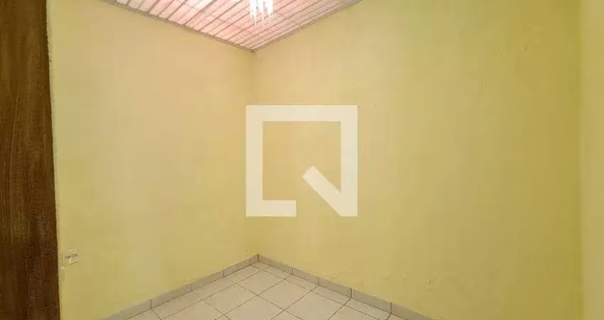 Casa à Venda - Vila Alpina, 1 Quarto,  150 m2