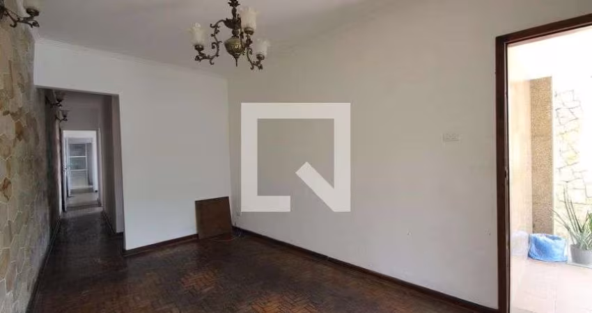Casa à Venda - Vila Santa Clara, 4 Quartos,  104 m2