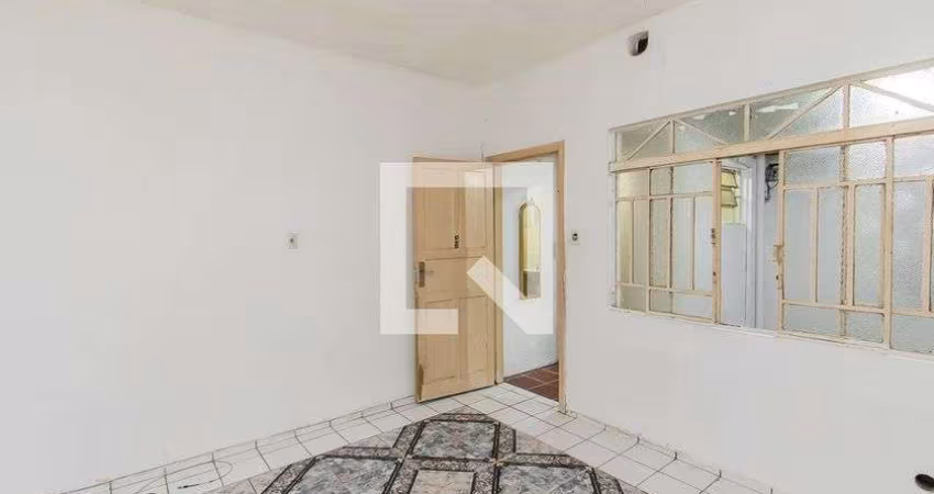 Casa à Venda - Bosque da Saúde, 2 Quartos,  90 m2