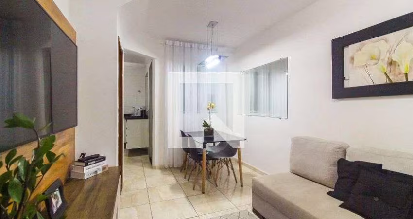 Casa à Venda - Vila Jacuí, 2 Quartos,  65 m2