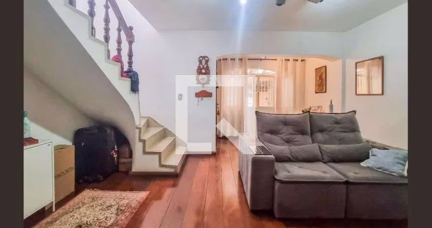 Casa à Venda - Jardim Éster Yolanda, 2 Quartos,  122 m2