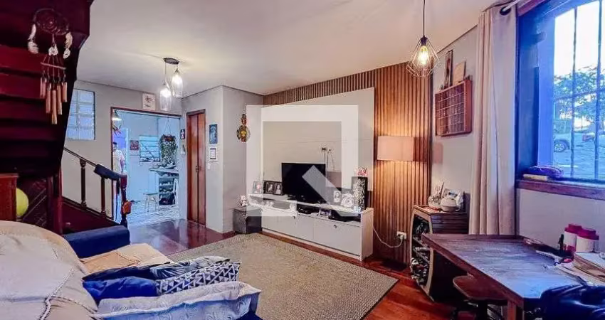 Casa com 2 quartos à venda na Rua Heitor Peixoto, --, Cambuci, São Paulo