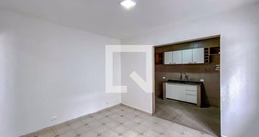 Casa à Venda - Jardim Anália Franco, 2 Quartos,  72 m2