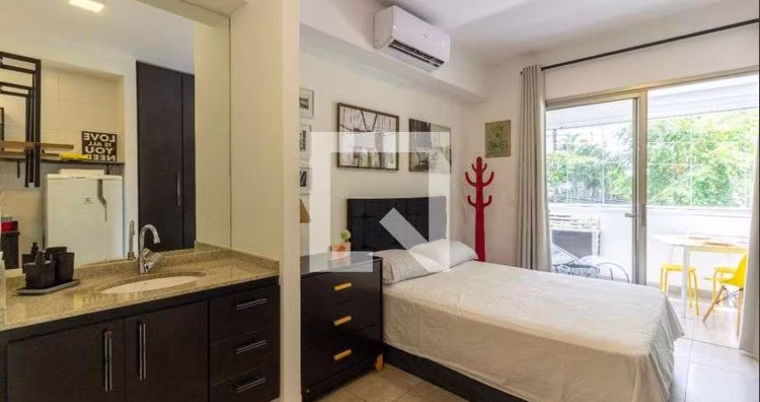 Apartamento à Venda - Vila Madalena, 1 Quarto,  24 m2