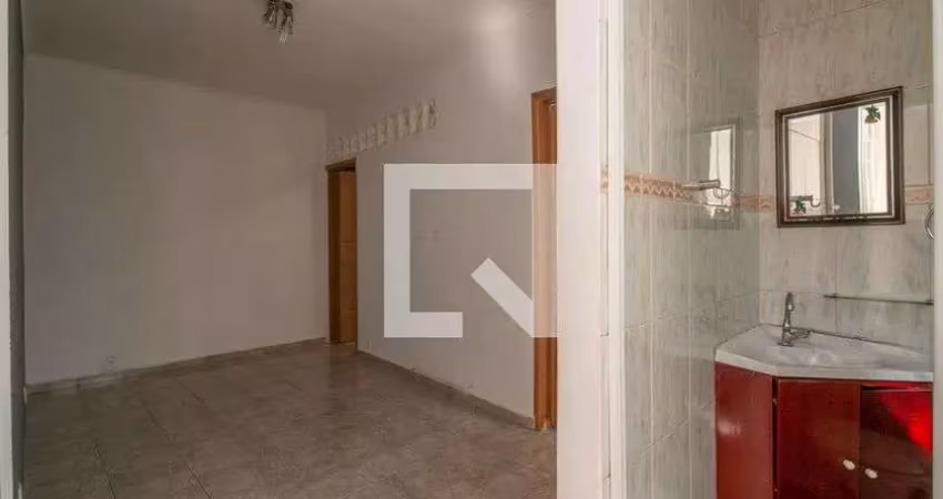 Casa em condomínio fechado com 2 quartos à venda na Rua José Tabacow, --, Vila Carrão, São Paulo