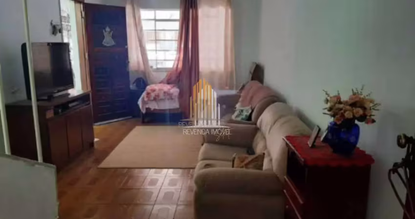 Sobrado residencial de 105m² possui 2 dormitórios, 1 sala e 2 vagas à venda na região de santo amaro