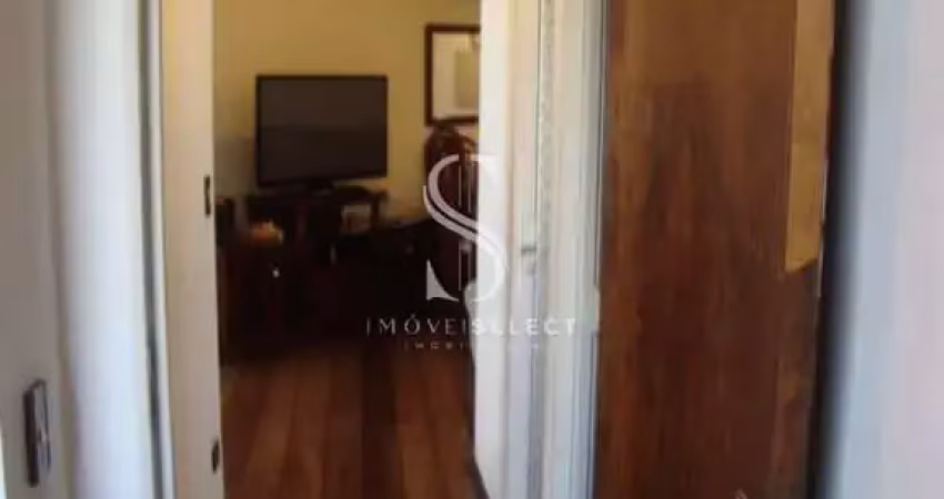Loft de 67m² com três dormitórios ( uma suíte), dois banheiros e uma vaga á venda no campo limpo