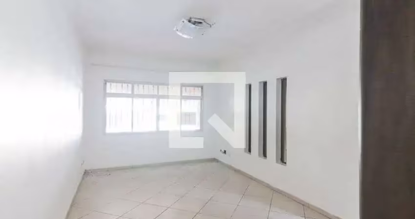 Casa com 3 quartos à venda na Rua Desembargador José Antônio Nogueira, --, Jaguaré, São Paulo