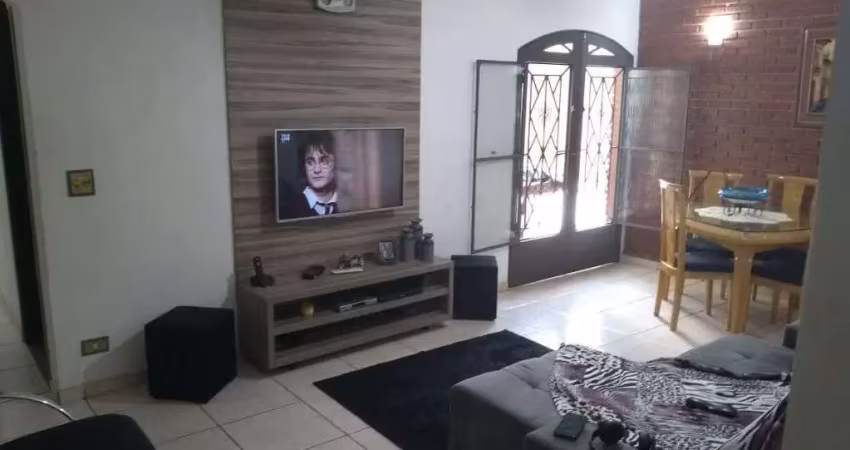 Casa com 3 quartos à venda na Rua Frei Bernardino Coste, --, Sapopemba, São Paulo