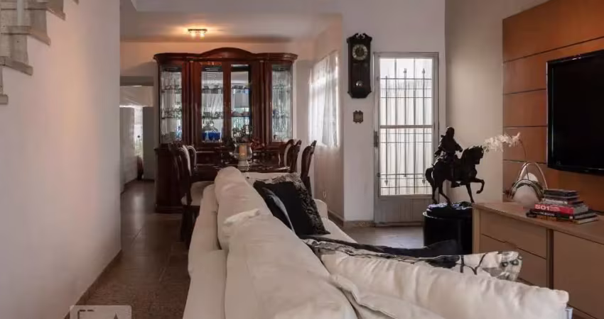 Casa com 3 quartos à venda na Avenida Itaboraí, --, Chácara Inglesa, São Paulo