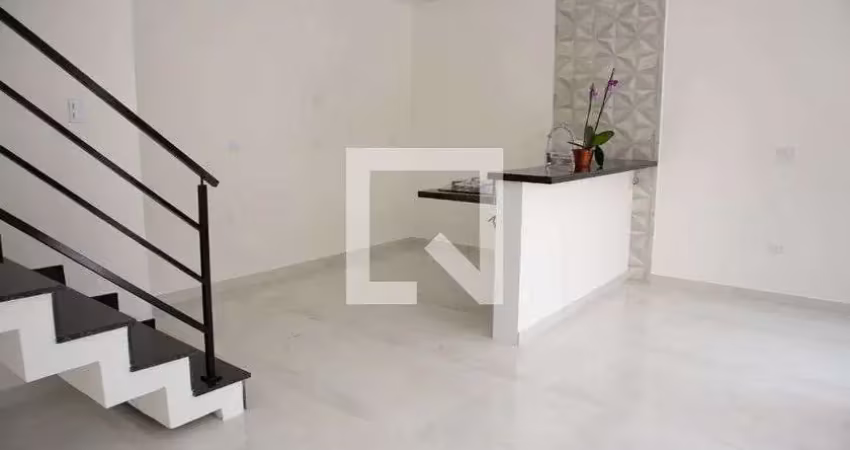 Casa com 3 quartos à venda na Rua Domingos Ortegas, --, Vila Constança, São Paulo
