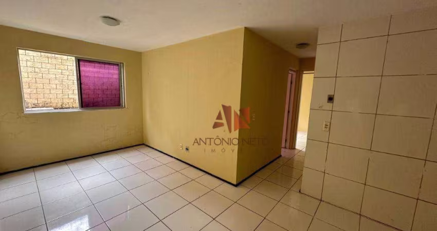 Apartamento à venda, 48 m² por R$ 140.000,00 - Itaperi - Fortaleza/CE