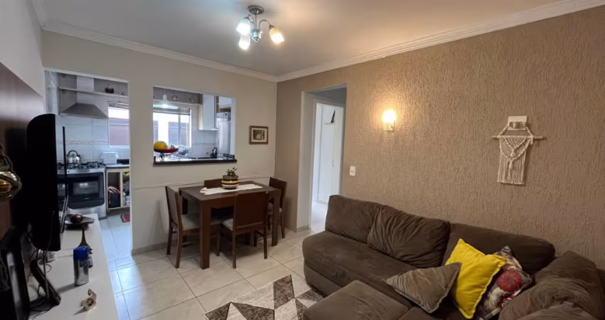Excelente Apto com 3 quartos, 1 suíte, por R$ 352.000,00 no Novo Mundo/Curitiba-PR