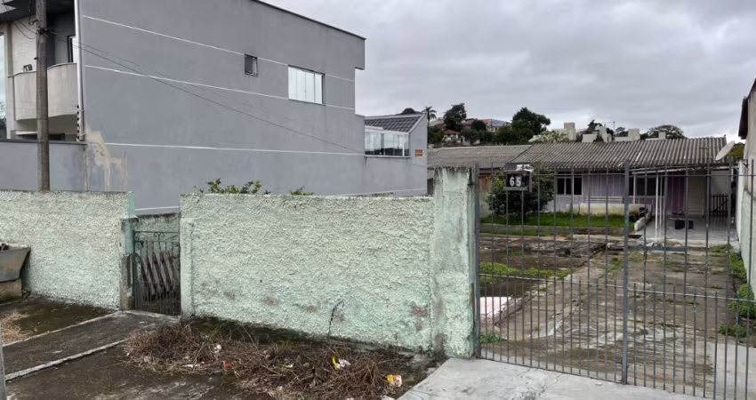 Terreno de 440 m², com casa 80 m², por R$ 450.000,00,  Bairro Xaxim, Curitiba-PR