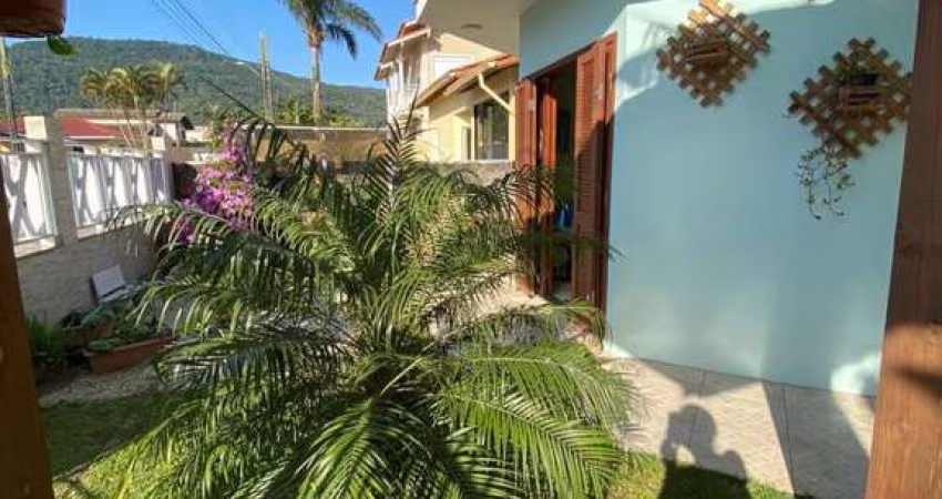 Casa para Venda em Florianópolis, Vargem Grande, 2 dormitórios, 3 suítes, 3 banheiros, 2 vagas