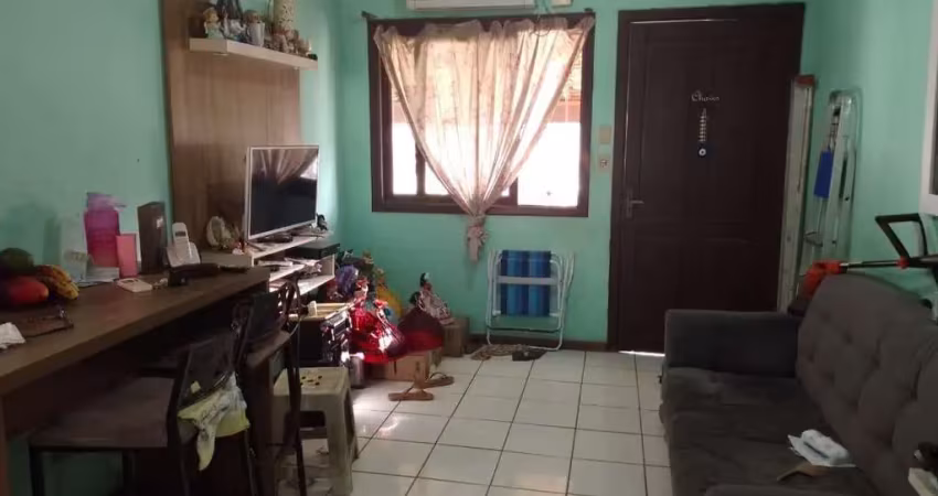Casa para Venda em Porto Alegre, Hípica, 1 dormitório, 1 banheiro