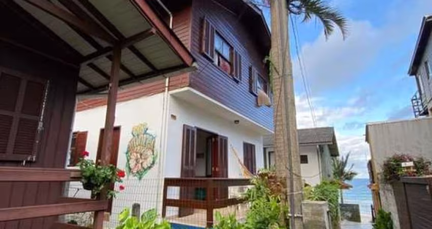Residencial e Comercial para Venda em Florianópolis, Barra da lagoa, 6 dormitórios, 4 banheiros