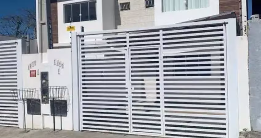 Sobrado para venda em florianópolis, são joão do rio vermelho, 2 dormitórios, 2 suítes, 3 banheiros, 1 vaga