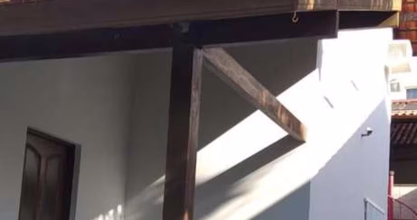Casa para Venda em Florianópolis, Canasvieiras, 4 dormitórios, 1 suíte, 4 banheiros, 1 vaga