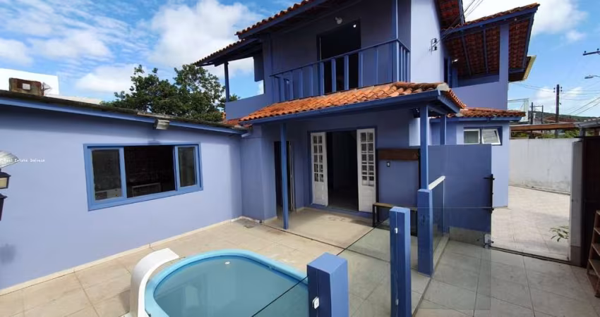 Sobrado para Venda em Florianópolis, Ingleses do Rio Vermelho, 4 dormitórios, 1 banheiro, 2 vagas