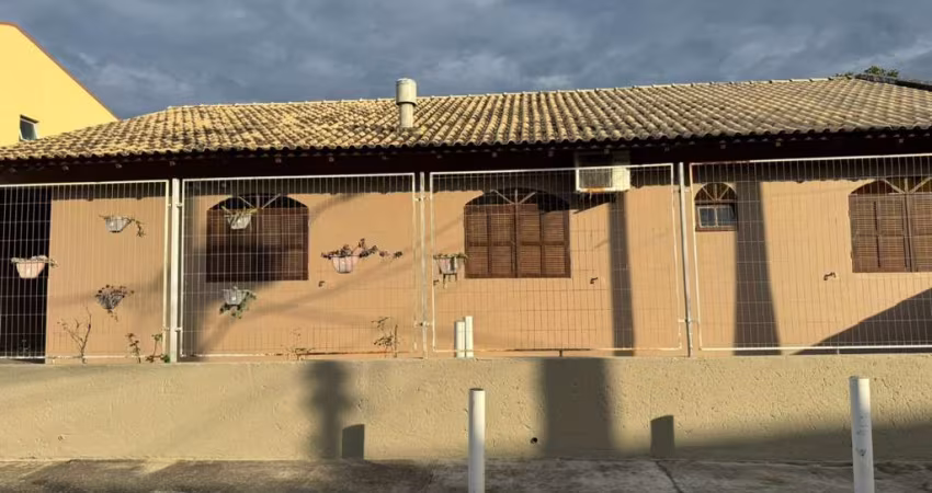 Casa para Venda em Florianópolis, Ingleses do Rio Vermelho, 4 dormitórios, 4 suítes, 1 banheiro, 1 vaga