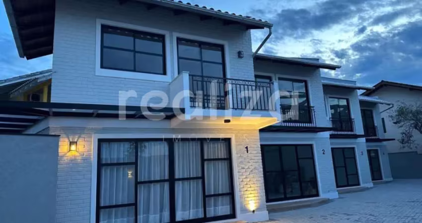 Casa em condomínio fechado com 2 quartos à venda no Armação, Penha 