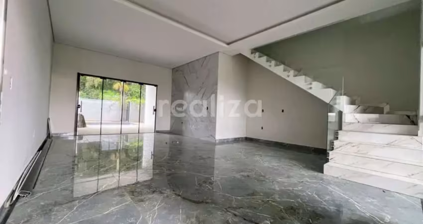 Casa com 3 quartos à venda no Centro, Balneário Piçarras 