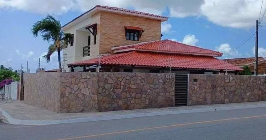 Casa à venda, 292 m² por R$ 1.250.000,00 - Treze de Maio - João Pessoa/PB