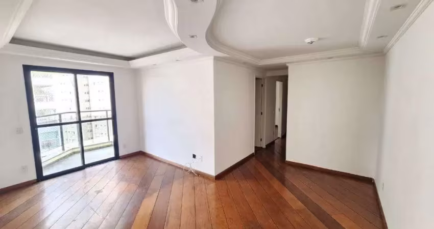 Apartamento espaçoso com 82m², cozinha e sala ampla, 3 dormitórios (sendo 1 suíte) e 2 vagas de gar