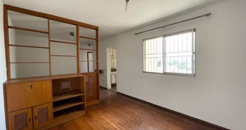 Apartamento confortável e espaçoso, 2 dormitórios grandes e 1 ótima vaga livre, 57 m² - água rasa -