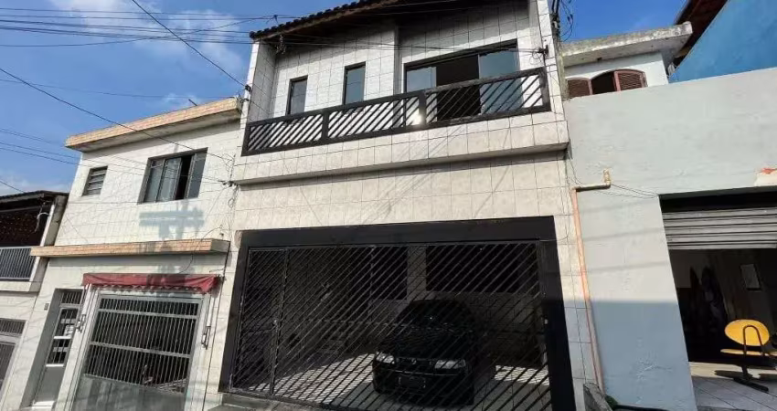 Sobrado muito conservado, com 2 casas no terreno, mais de 200 m² de área construída - jardim portei