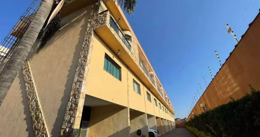 Sobrado em condomínio familiar e seguro, 3 dormitórios e 3 vagas cobertas na garagem, 127 m² - vila