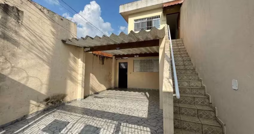 Sobrado amplo com 3 casas e garagem para 2 carros grandes, 250 m² construídos - vila antonieta - sã