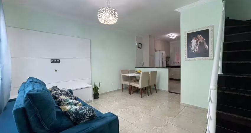 Sobrado em condomínio, 2 suítes, 4 vagas e com quintal! -  tranquilidade e segurança! - vila formos