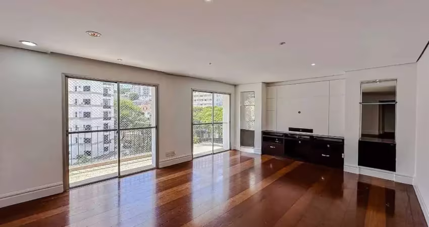 Belíssimo apartamento com 184m², 4 dormitórios (3 suítes), sala com 3 ambientes e 3 vagas de garage