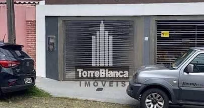 Sobrado Novo na Nova Rússia – 2 Quartos, Varanda e 1 Vaga de Garagem!