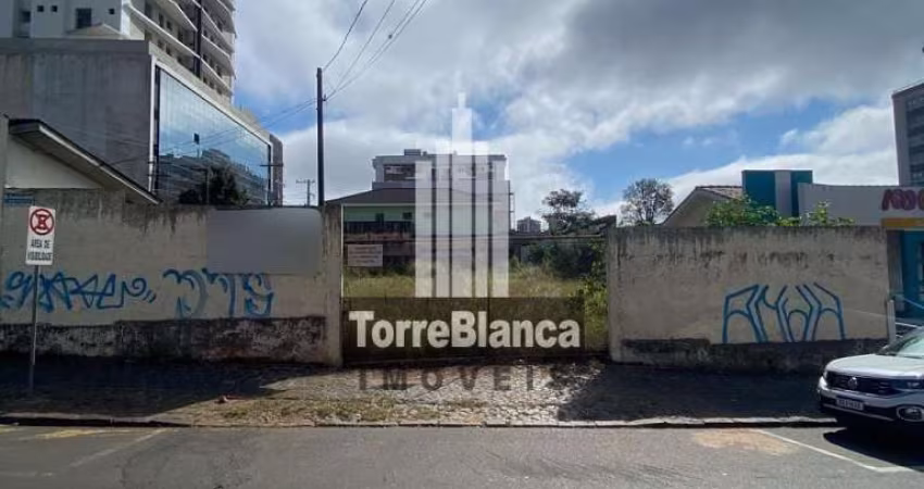 Terreno para locação, Centro com 660m²