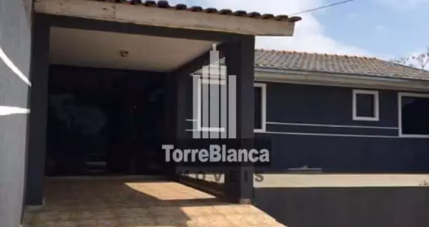 Casa para locação com excelente espaço externo  no  shangrila  -contorno, ponta grossa, pr