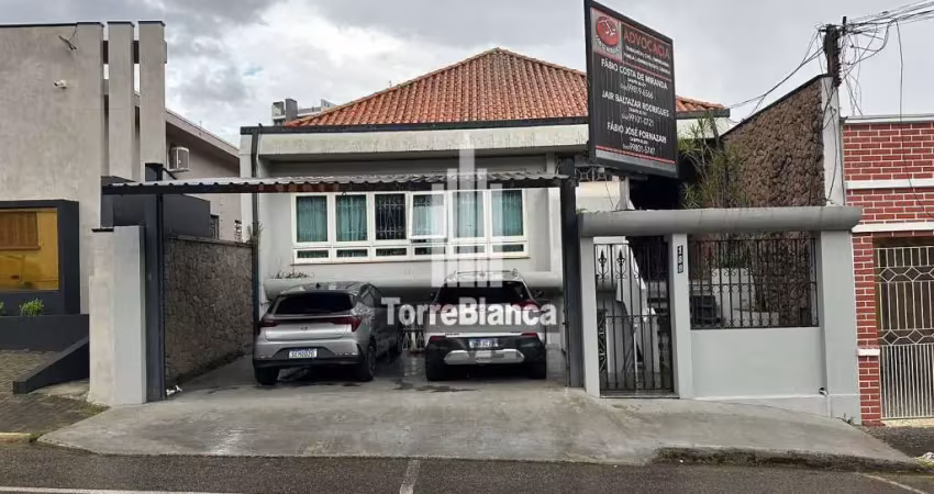 Sala comercial para locação, 6 salas, 2 banheiros, 130 m², subsolo, localização estratégica, centro