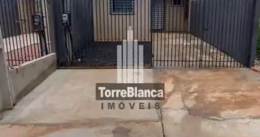 Casa para locação, 2 quartos, 1 vaga de garagem, quintal amplo, cará-cará.