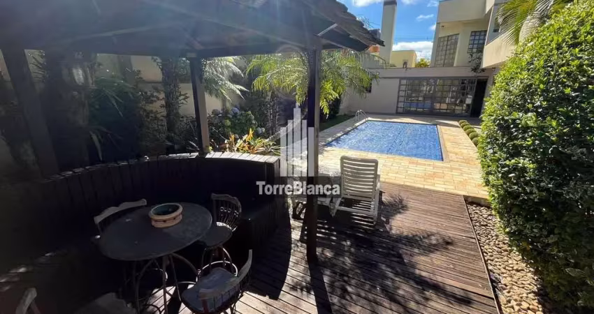 Sobrado para locação comercial ou residencial ideal para clinicas e salão de beleza com 4 suítes ,4