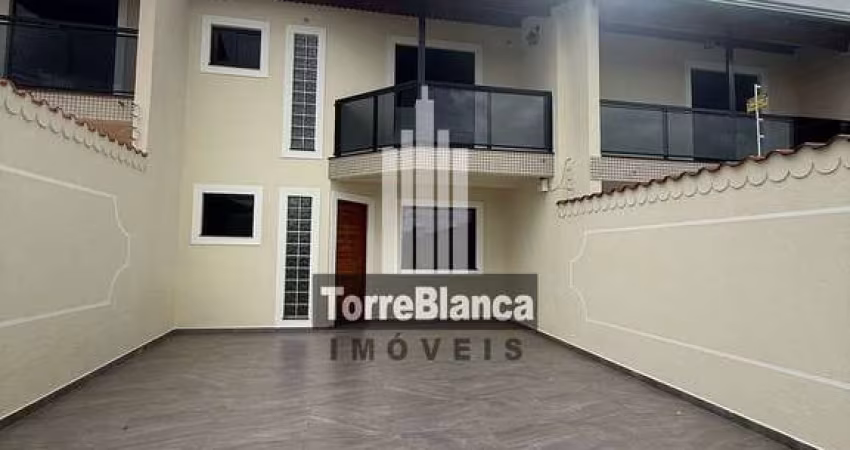 Sobrado para Locação, 3 quartos sendo 1 suíte, Área externa com churrasqueira, 95 m², Próximo ao Te