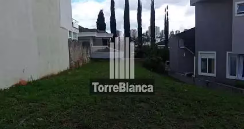 Terreno à venda, plano, condomínio parque dos franceses, segurança e lazer completo