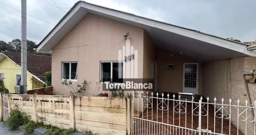 Casa Mobiliada para locação, 2 quartos, 2 banheiros, 1 vaga coberta, Churrasqueira, Quintal Amplo,