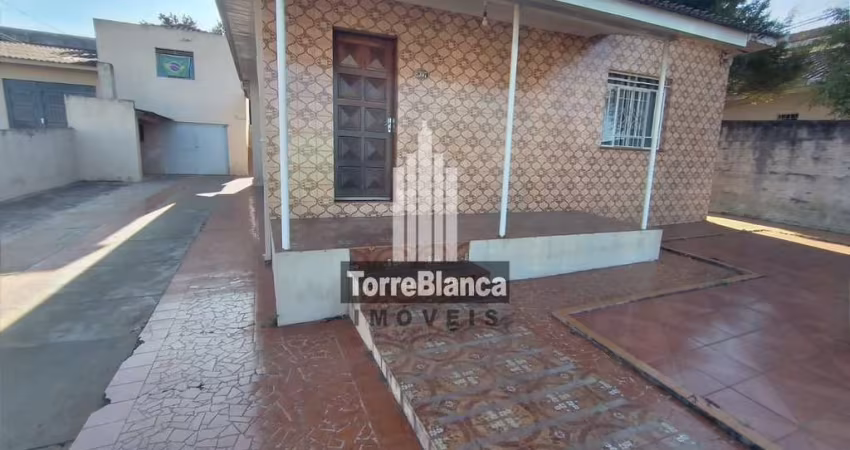 Casa para locação, 2 quartos, 1 vaga, Quintal Amplo, 90m², Jardim Carvalho - Ponta Grossa/PR